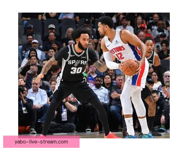 文班41分18篮板3盖帽零失误领衔马刺大胜勇士 卡斯尔15分11篮板助攻全队